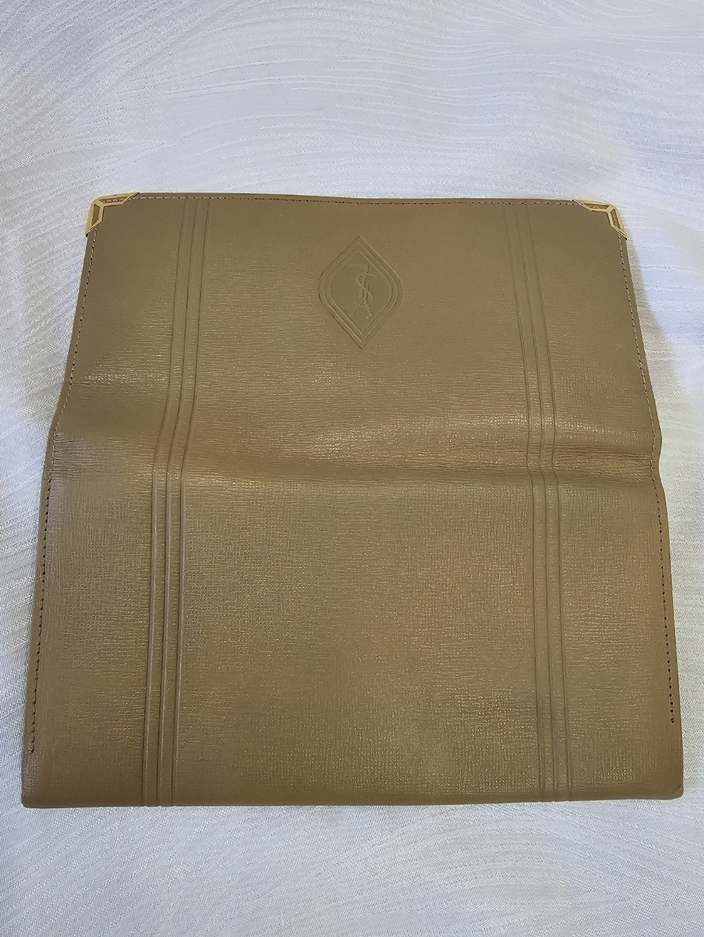 Yves Saint Laurent Tan Leather Vintage Continental Wallet with Gold Corners - Picture 6 of 12